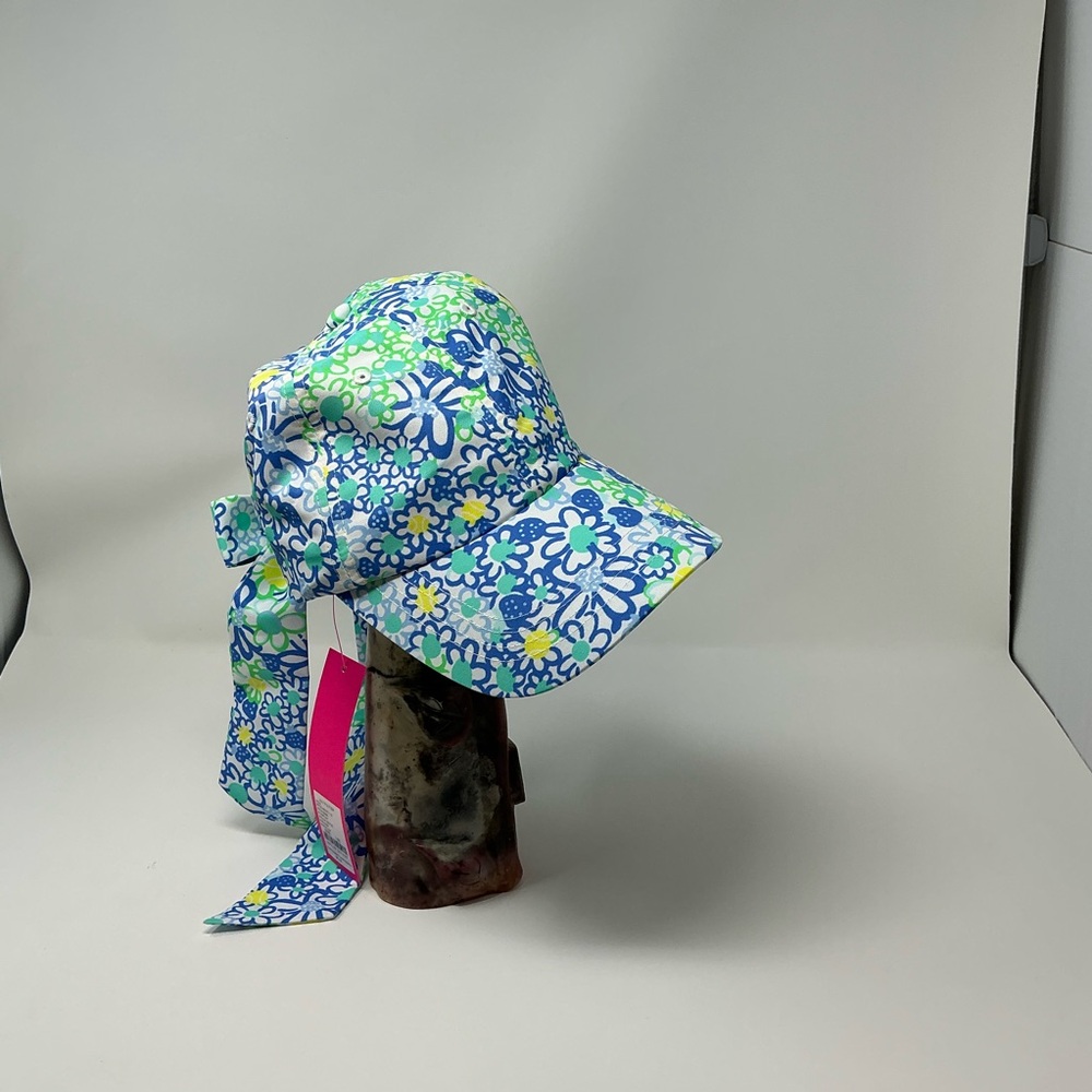 New w tags Lilly Pulitzer Hat in Blue Haven Biancas Love
